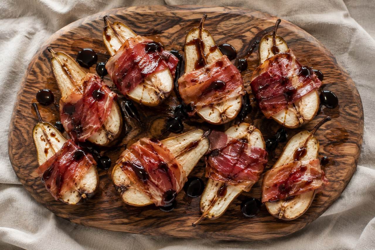 Prosciutto-Wrapped Pears with Balsamic Glaze