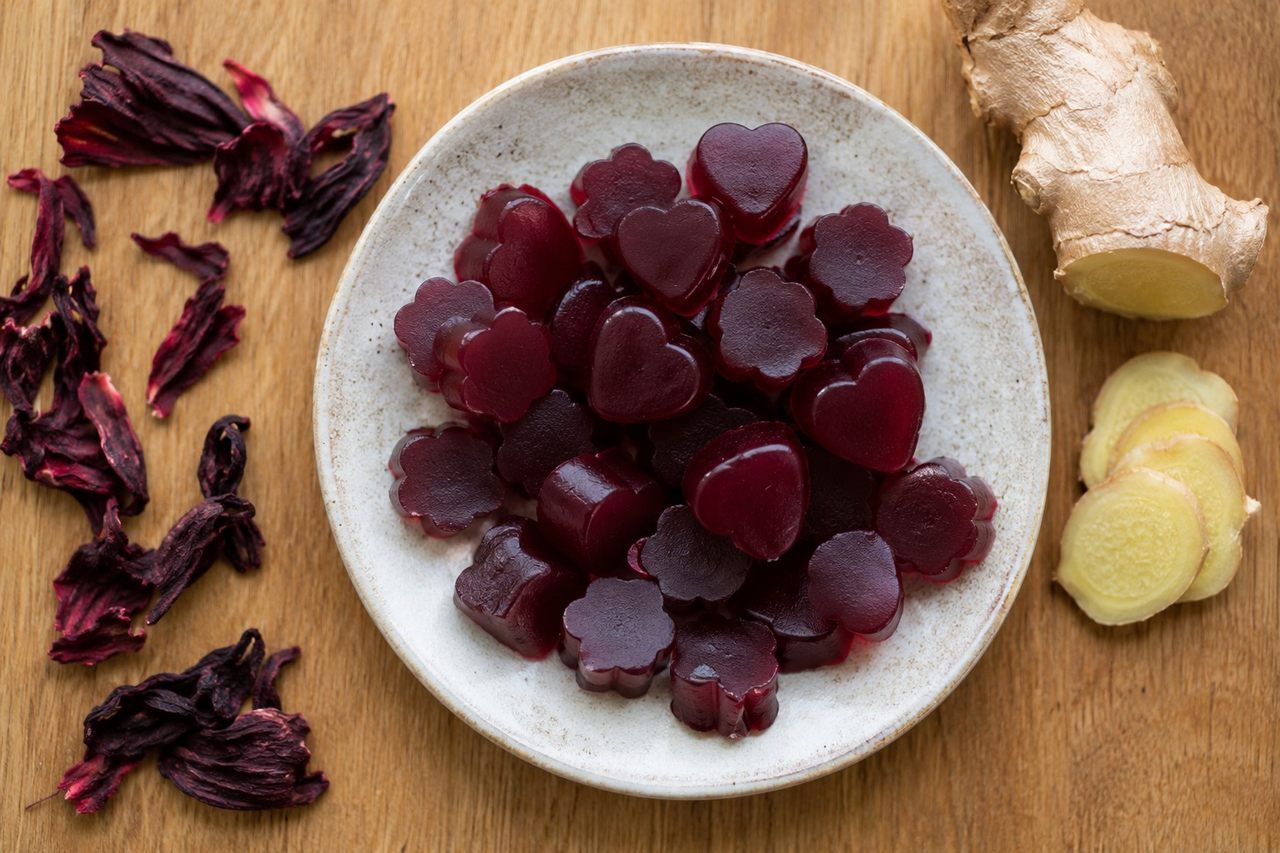 Hibiscus and ginger gelatin gummies