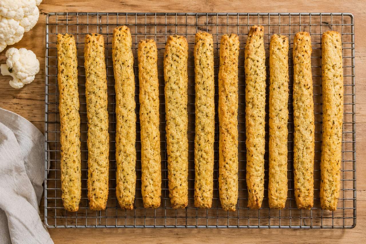 Cauliflower breadsticks: dunkable, golden, no grain in sight